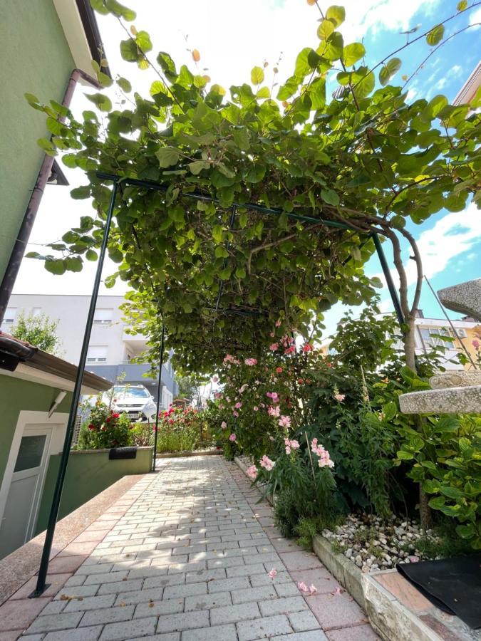 Zajim Apartment Umag Eksteriør billede