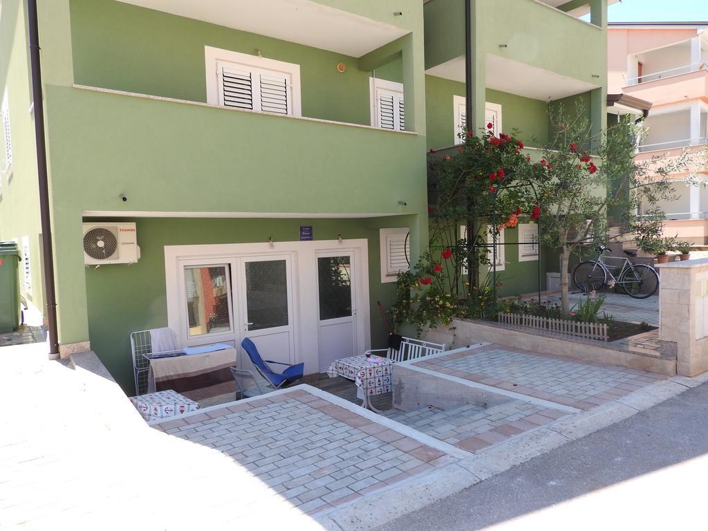 Zajim Apartment Umag Eksteriør billede